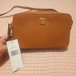 Tommy Hilfiger Crossbody Bag Brown